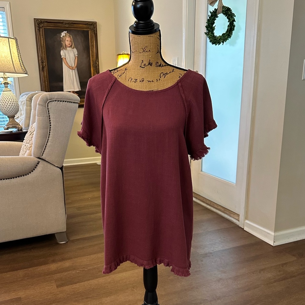 Umgee Tunic Top. Size small. Runs like a S/M. Never worn